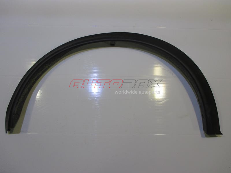 Left Front Fender Molding/Trim Juke (F15) 2011>