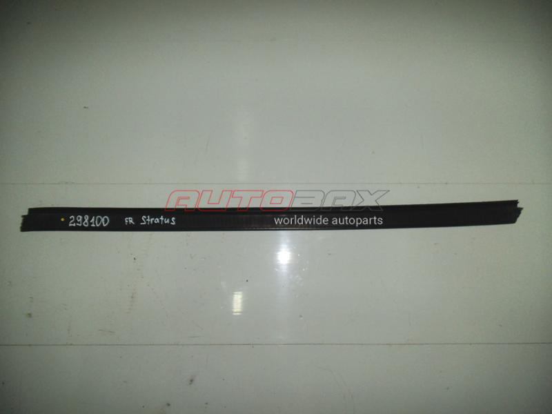 Front Right Door Glass Seal Sebring/Stratus 2001>2006