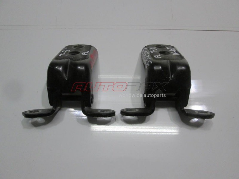 Front Left Door Hinge X-Trail (T31) 2007>2014