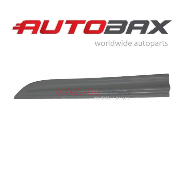 Molding / Door Trim Front Left Porsche Macan 2014>