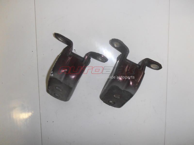 Front Right Door Hinge Teana (J32) 2008>2013