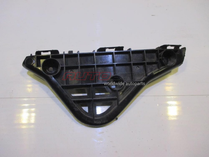 Rear Bumper Bracket Left Camry (V50/55) 2012>