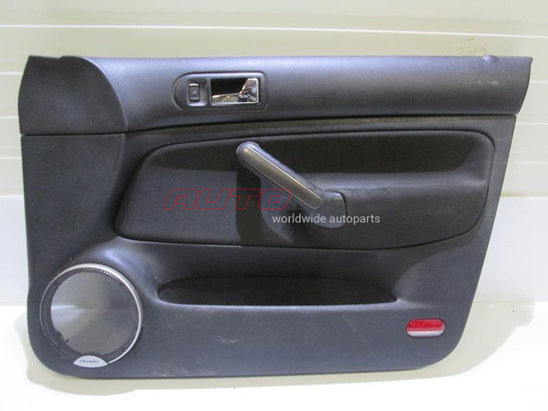 Door Trim Front Right Golf IV/Bora 1998>2005