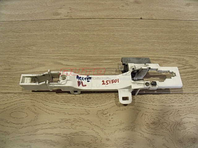 Front Left Door Handle Bracket Accord VIII 2008>2013