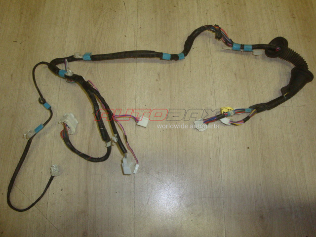 Wiring (braid) Door Front Left RAV 4 2006>2013