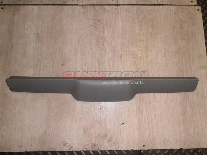 Door/Tailgate Trim Panel Orlando 2011>