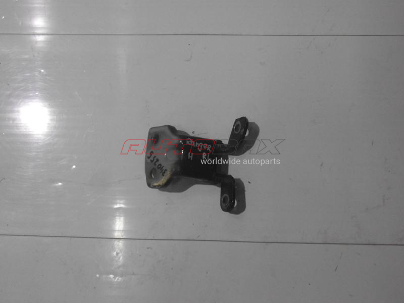 Rear Left Door Hinge Ranger 2006>