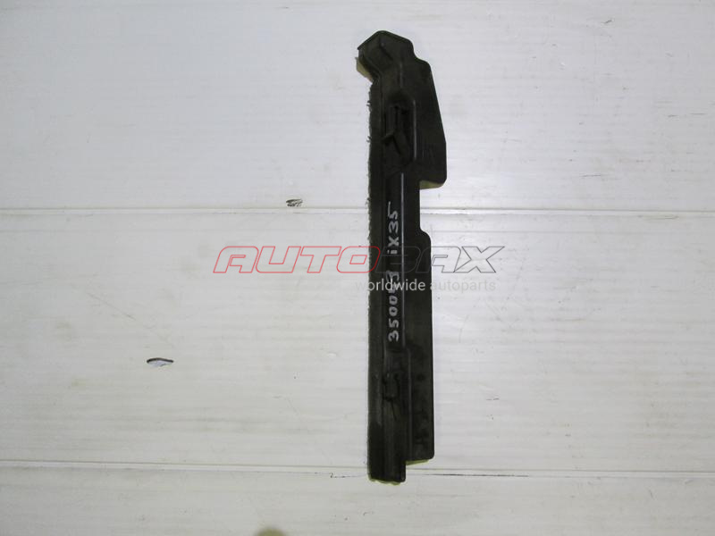 Right Radiator Deflector ix35/Tucson 2010>