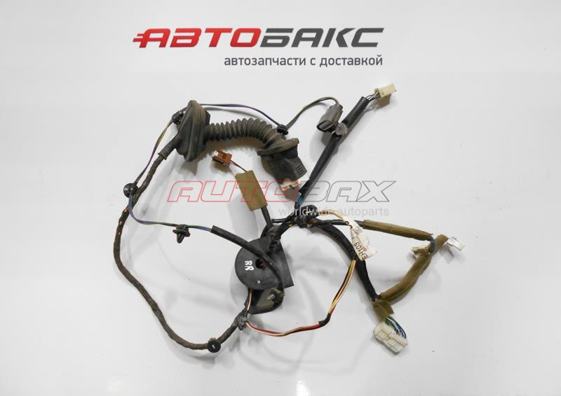 Rear Right Door Wiring Harness Infiniti M-35/45 (Y50) 2004>2009