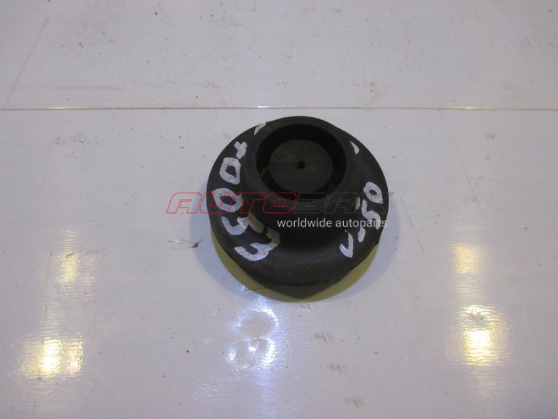 Cooling Radiator Cushion/Bracket Camry (V50/55) 2012>