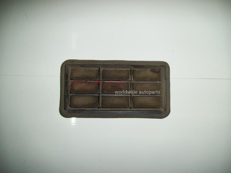 Grille Drainage Chrysler/Dodge Caliber 2006>2011