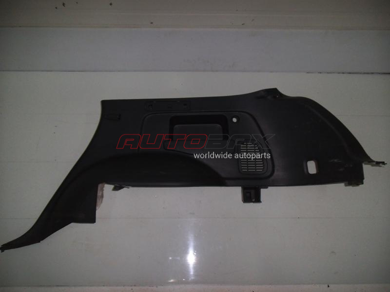 Trunk Trim/Filler Outlander (CU) 2003>2009
