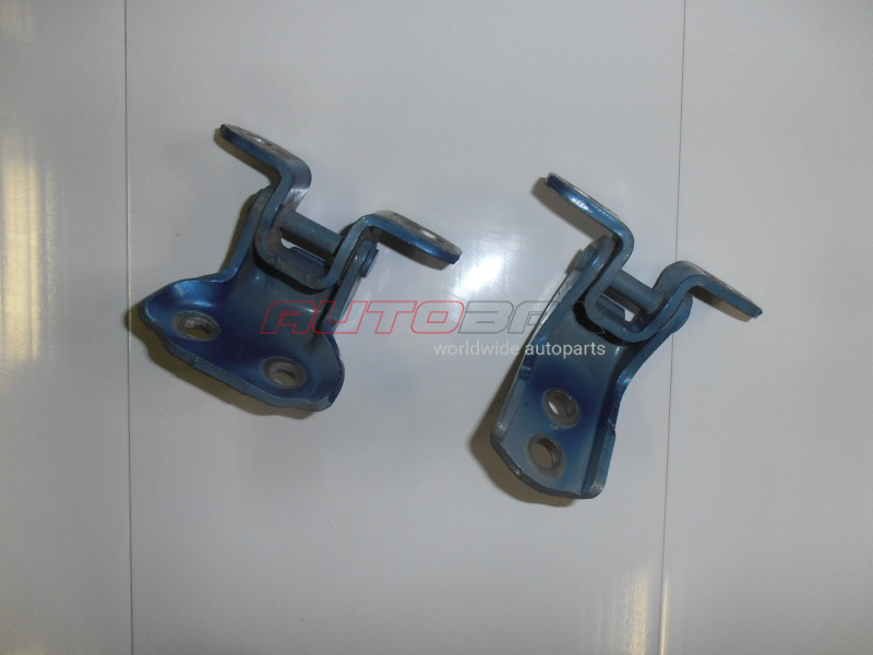 Front Right Door Hinge Yaris 2005>2011