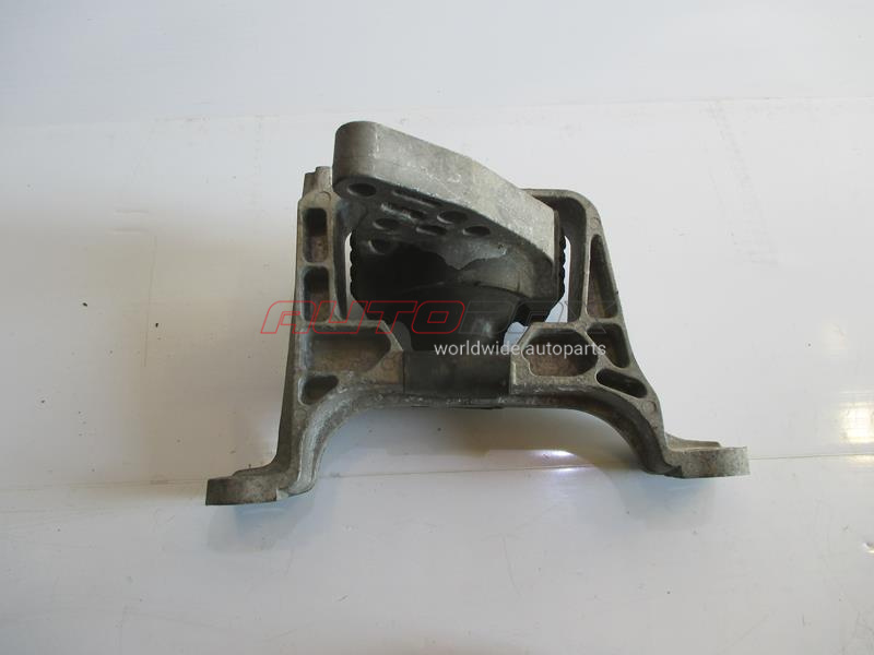 Right Engine/Transmission Mount Mazda 3 (BL) 2009>2013