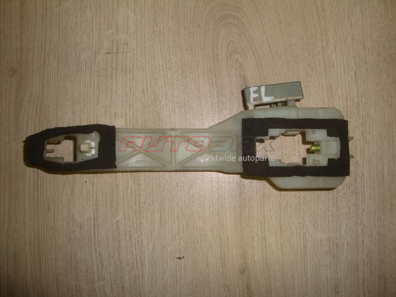 Front Left Door Handle Bracket Chevrolet Captiva (C100) 2006>2010