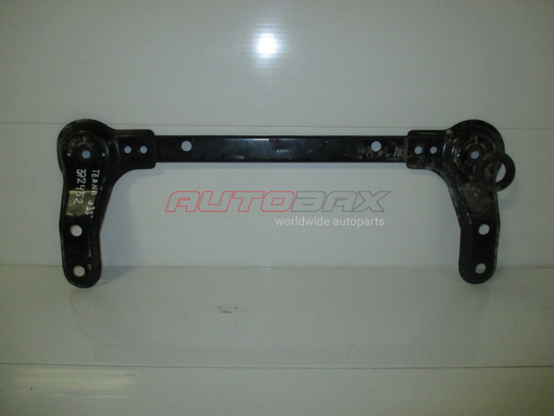 Subframe Bracket Teana (L33) 2014>