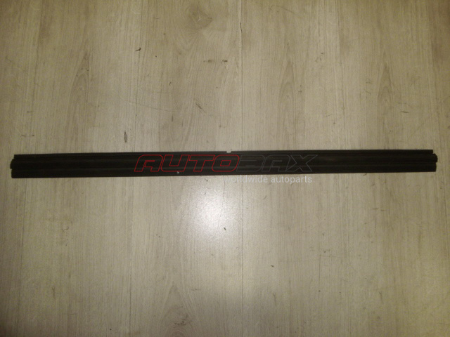 Door Glass Seal Outlander XL (CW) 2006>2012