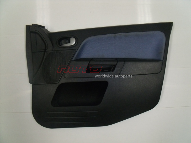 Door Trim Front Right Fusion 2002>