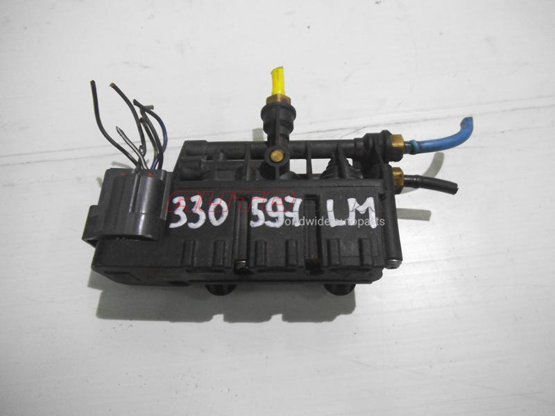Air Suspension Valve Range Rover III (LM) 2002>2012
