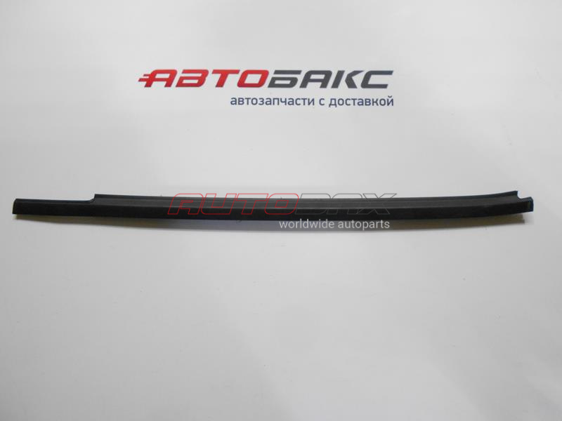 Rear Left Door Glass Seal Juke (F15) 2011>