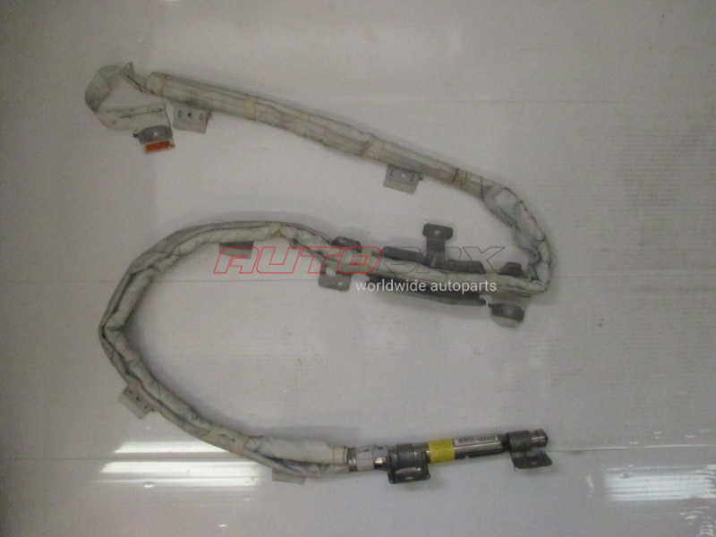 Cushion Curtain Right Corolla (E15) 2006>2013