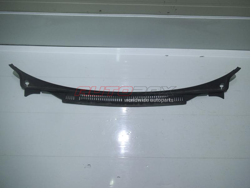 Jabot (Wiper Trapeze Trim) Touran 2003>2010