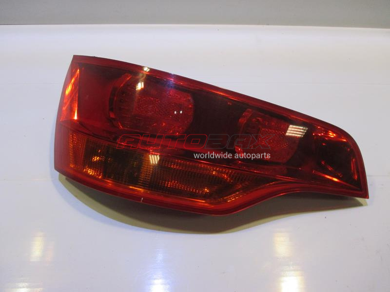 Light Rear Left Q7 2005>2015