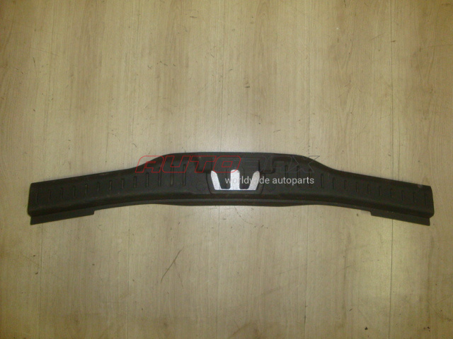 Rear Panel Cover Focus III 2011>