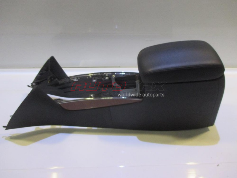 Armrest / Center Console Infiniti QX-70/FX (S51) 2008>