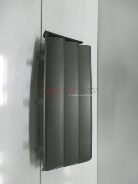 Right Front Fender Molding/Trim Range Rover III (LM) 2002>2012