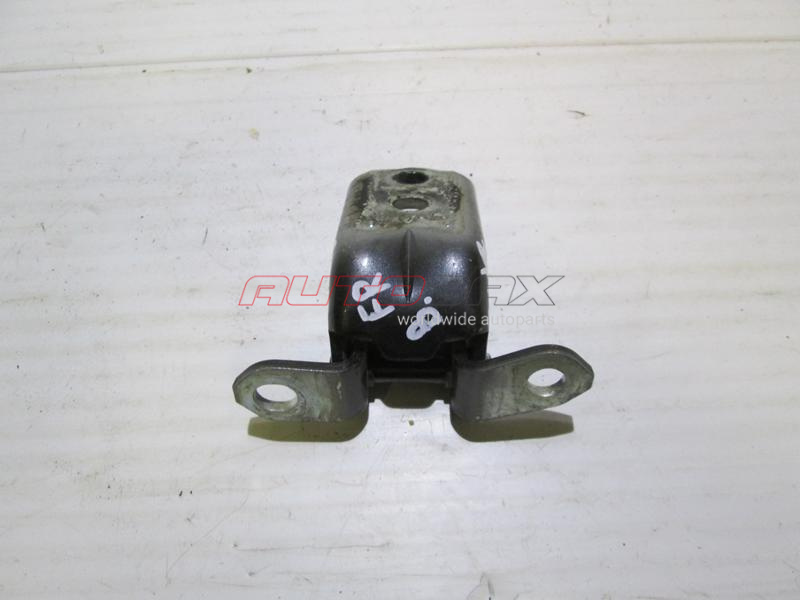 Front Right Door Hinge Pathfinder (R51M) 2004>2013