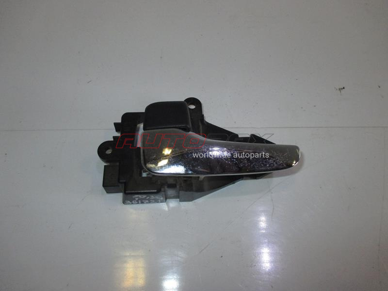 Left Interior Door Handle Lancer X (CY) 2007>