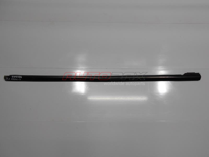 Front Left Door Glass Seal C-Max 2004>2010