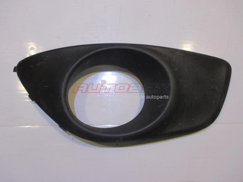 Fog Light Grille/Bezel Santa Fe (CM) 2005>2012