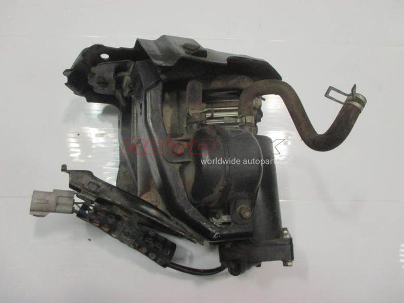 Pump/Compressor Air Suspension Toyota Land Cruiser (150) Prado 2009>