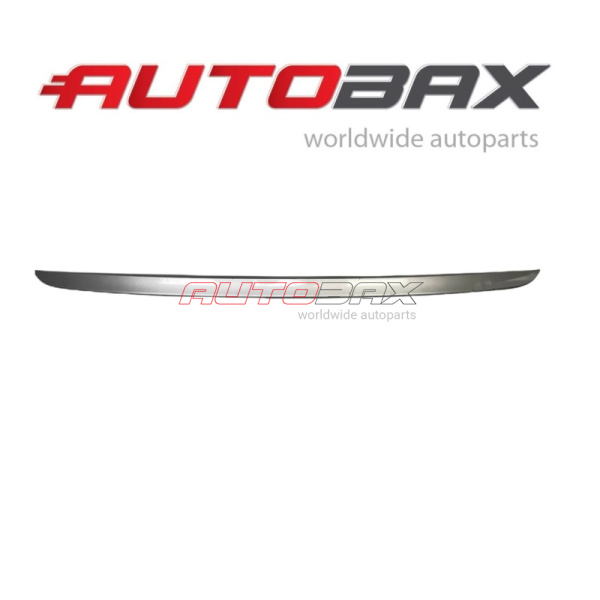 Molding/Door Trim/Trunk Lid Porsche Cayenne 2010>2017