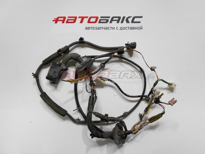 Front Right Door Wiring Harness Infiniti M-35/45 (Y50) 2004>2009