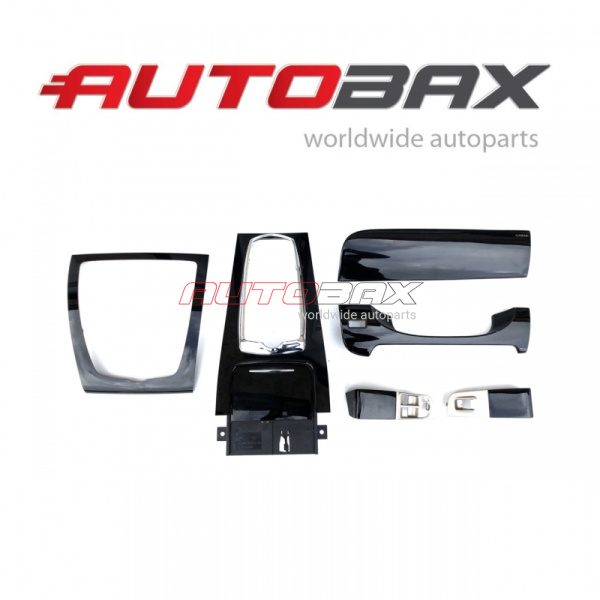 Stereo Frame / Dashboard Trim Cover Jaguar XK/XKR 2006>