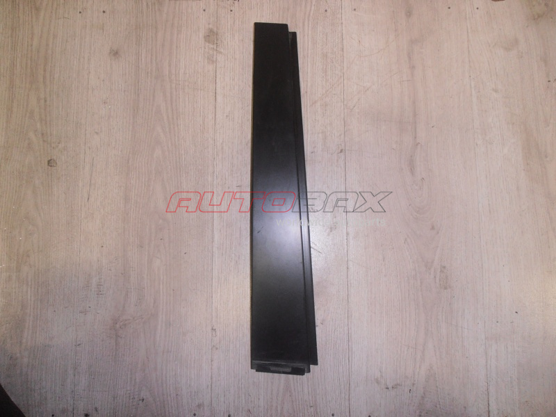 Molding / Trim Door Rear Right Touran 2003>2010