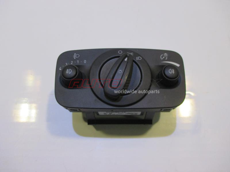 Light Control Unit (Switch) Kuga ll 2012>