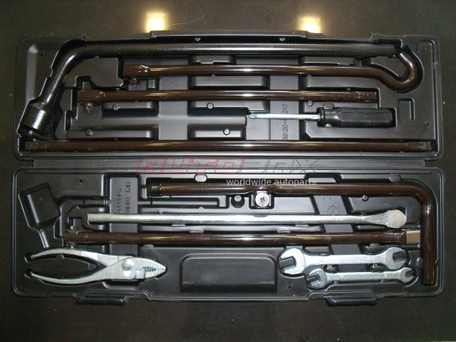 Spare Tire Lifter Land Cruiser (200) 2008>