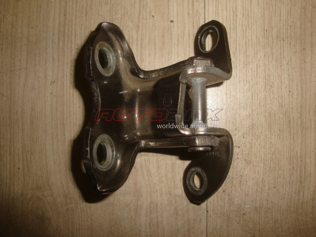 Rear Right Door Hinge RAV 4 2006>2013