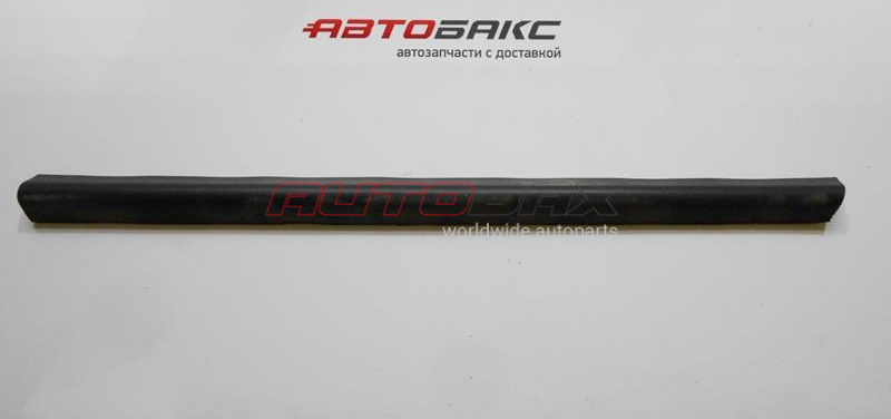 Front Right Door Molding/Trim CX 7 2007>