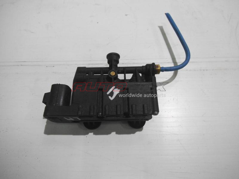 Air Suspension Valve Range Rover III (LM) 2002>2012