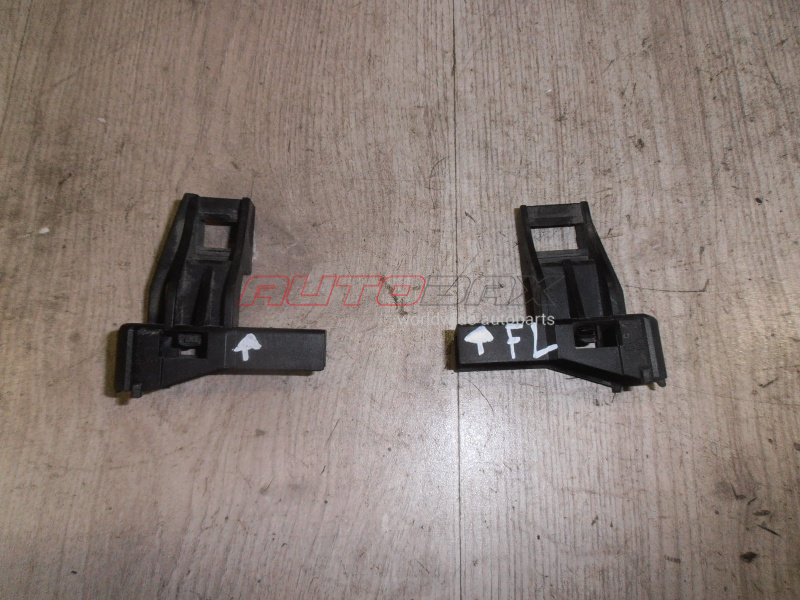 Cooling Radiator Mount/Bracket Yaris 2005>2011
