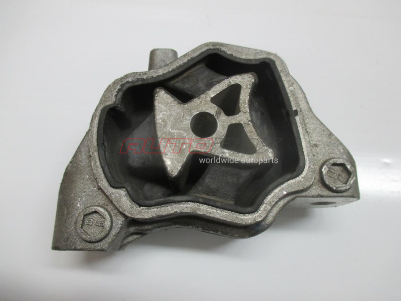 Engine/Gearbox Mount Rear XC70 2007>