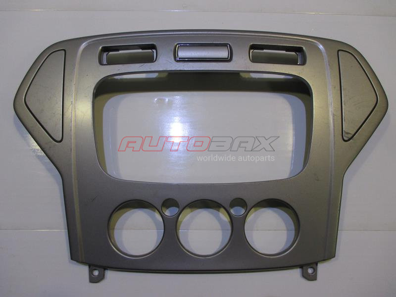 Stereo Frame / Dashboard Trim Cover Mondeo IV 2007>2014