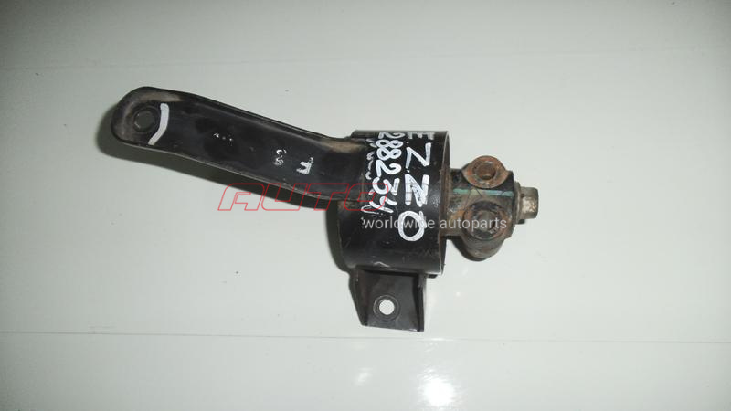 Rear Engine/Transmission Mount Rezzo 2003>