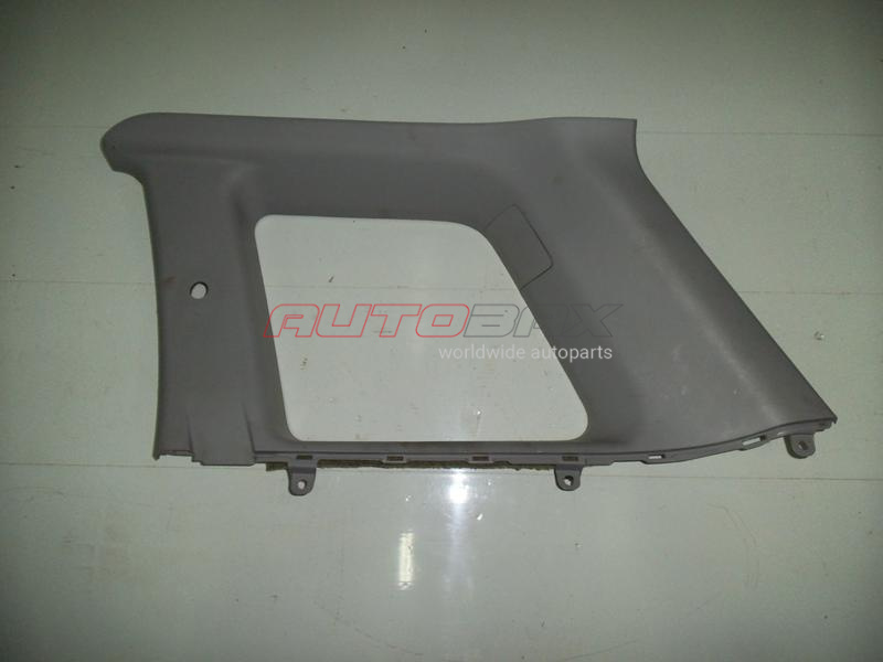 Trunk Trim/Filler Outlander (CU) 2003>2009