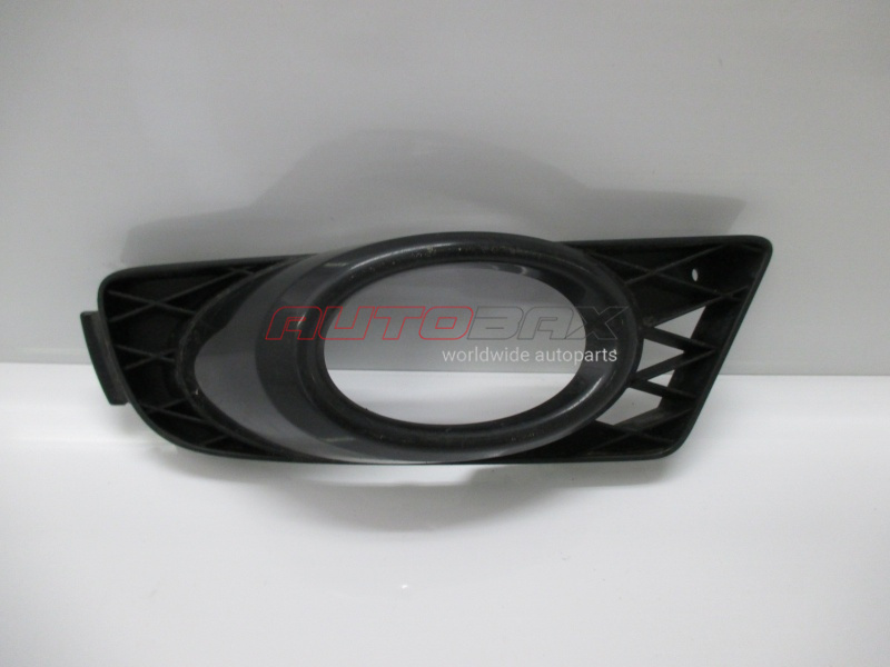 Fog Light Grille/Bezel Civic 4D 2006>2012